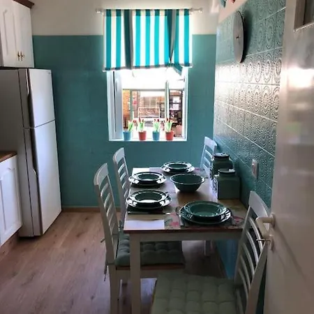 For Four Persons In Center! Apartamento *